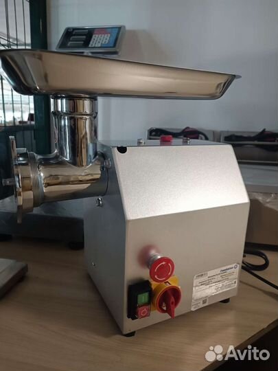 Мясорубка TK-12P Foodatlas (с реверсом) новая