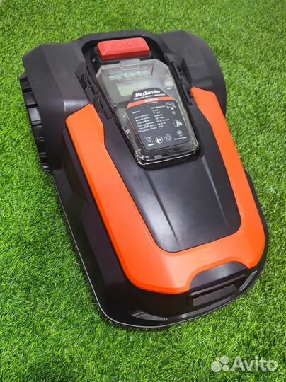 Робот газонокосилка