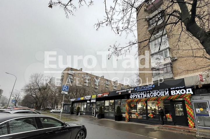 Продам торговое помещение, 352 м²