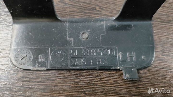 Заглушка задняя левая Bmw X5 E53 M62 4.6IS 2002