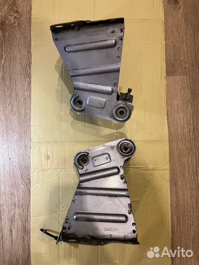 Кронштейны усилителя бампера opel astra h