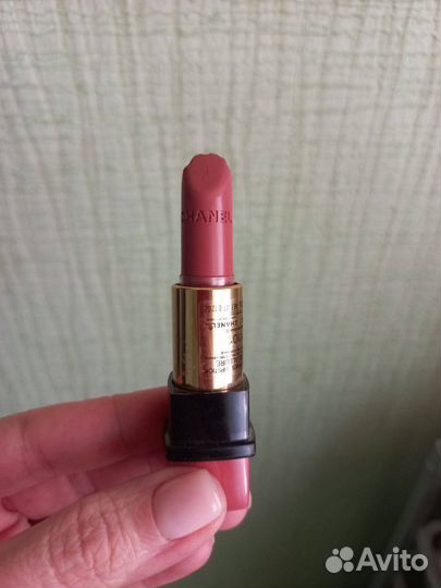 Помада chanel rouge allure