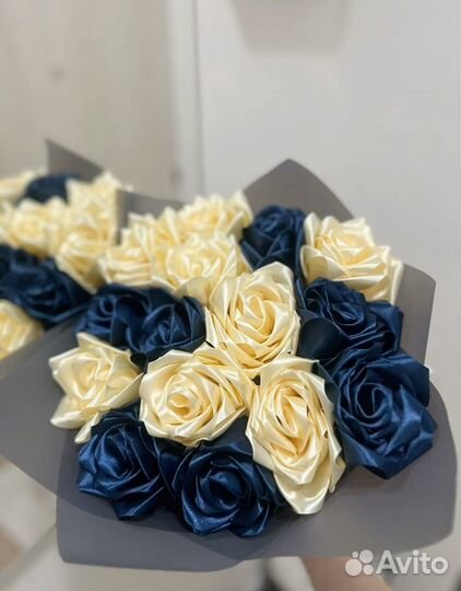 Атласные розы на заказ