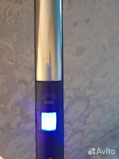 Выпрямитель / утюжок для волос