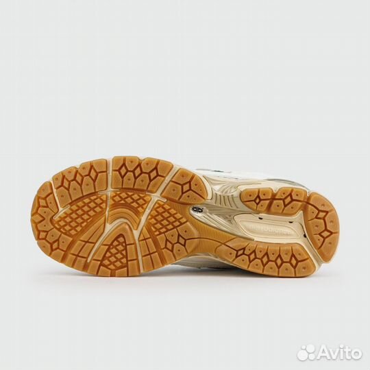 Кроссовки New Balance 1906R White Green Cream