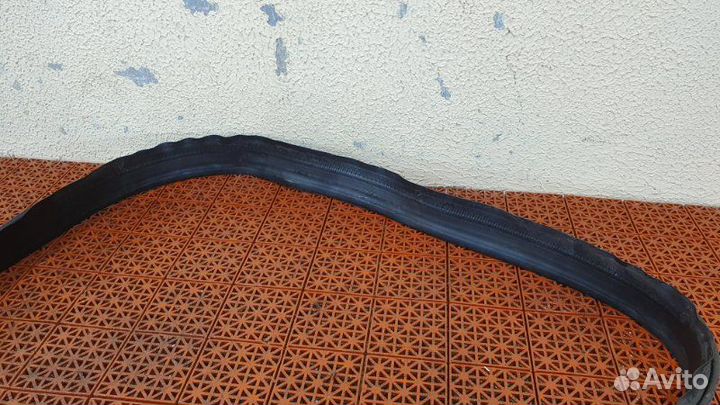 Уплотнитель капота Mercedes-Benz Cls-Class W218