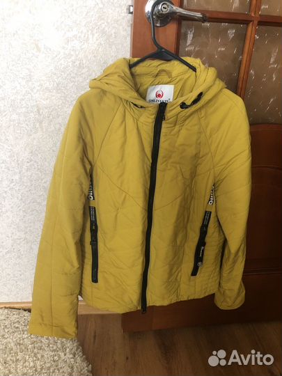 Куртка демисезонная женская 48 размер