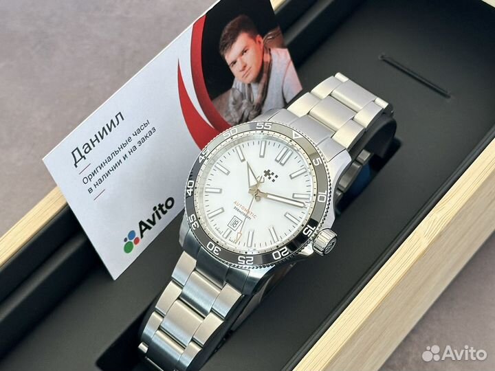 Наручные часы Christopher Ward