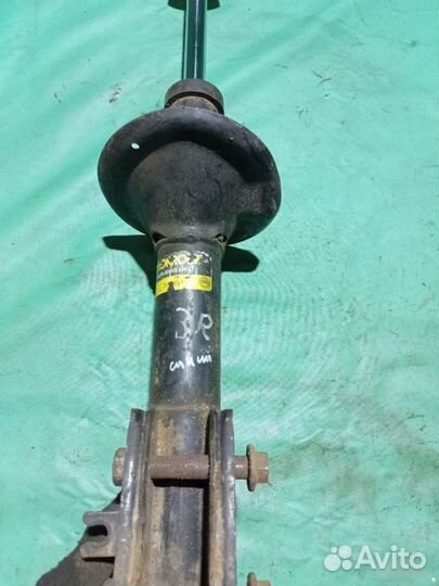 Амортизатор задний правый Land Rover Freelander