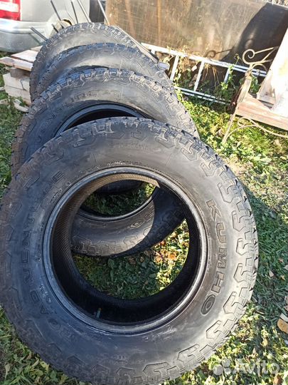 Kumho Road Venture AT 325/60 R18 119S