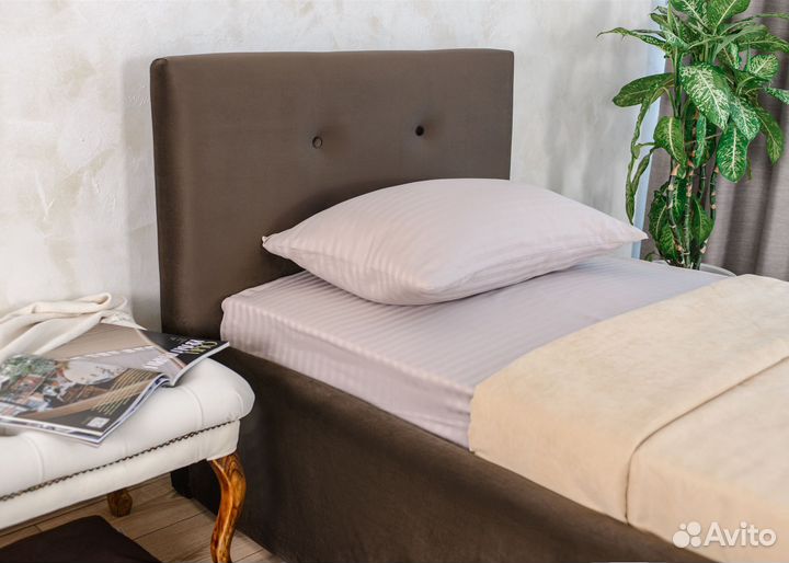 Кровать в велюре + матрас 90х200