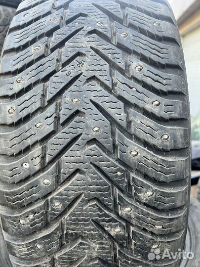 Nokian Tyres Hakkapeliitta 8 SUV 235/50 R19 103T