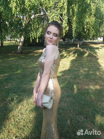 Платье на выпускной + туфли с сумкой в подарок