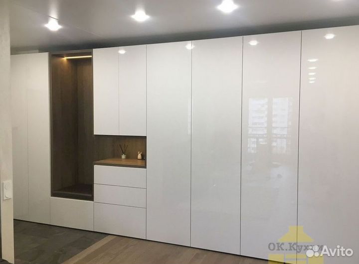 Стенка в гостиную