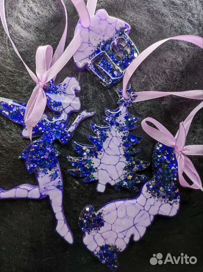 Новогодние игрушки из эпоксидной смолы