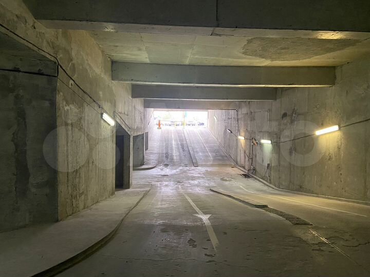 Машиноместо, 13 м²