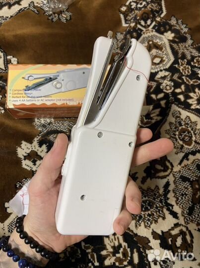 Швейная машинка ручная