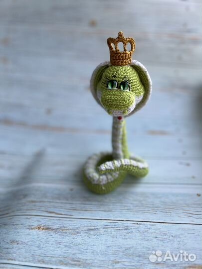 Змейки: Королева Марго и джентельмен