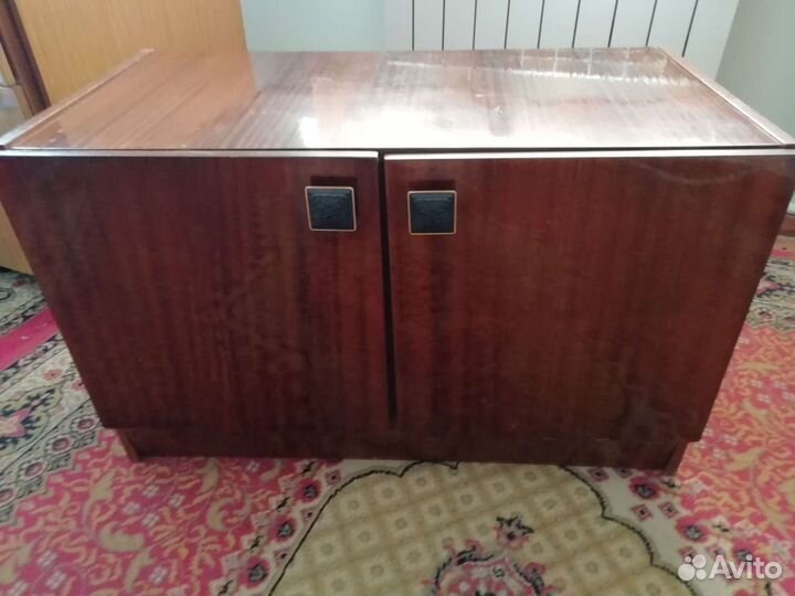 Тумбочка под телевизор бу