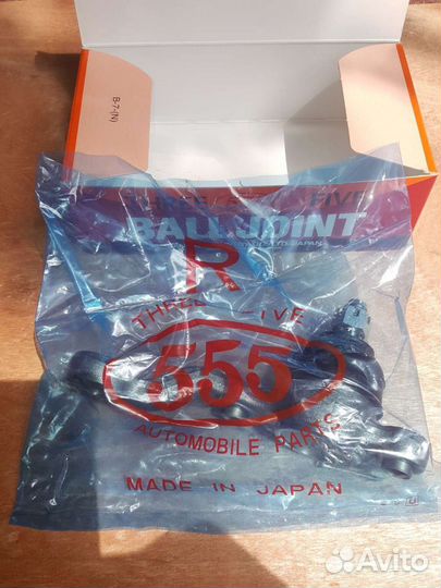 Шаровая опора нижняя правая наТойоту Веросса