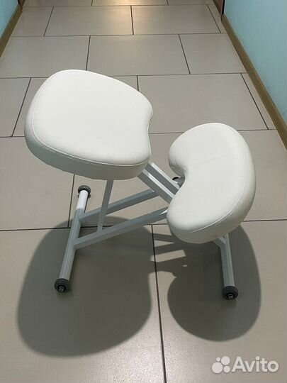 Стул ортопедический