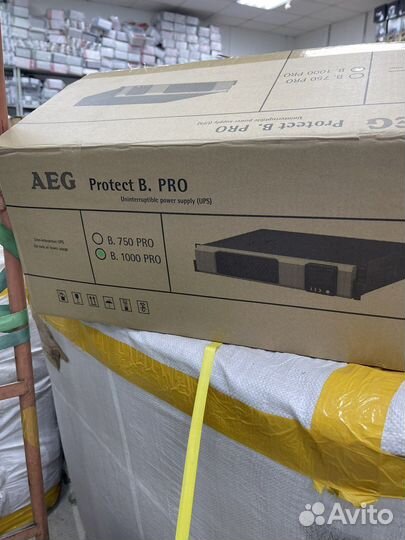 Источник бесперебойного питания AEG 1000pro