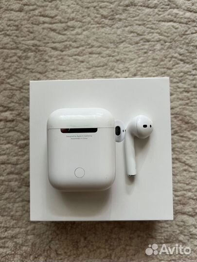 Левый наушник AirPods 2 серии