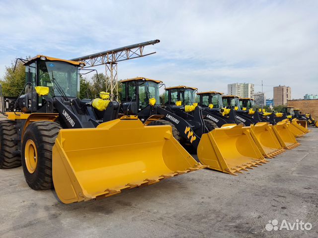 Фронтальный погрузчик XCMG LW550RU, 2023