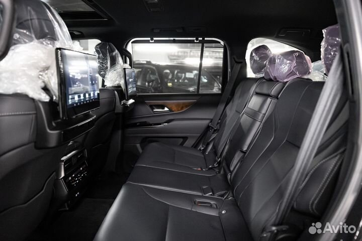 Lexus LX 3.3 AT, 2023, 1 км