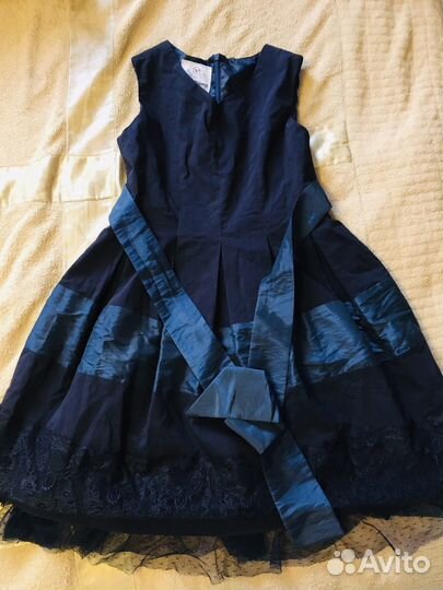 Платье нарядное рост 146 и пакет одежды