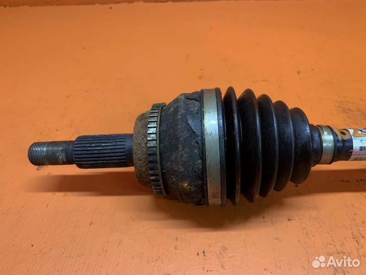 Привод передний левый Toyota Highlander XU20 3.3