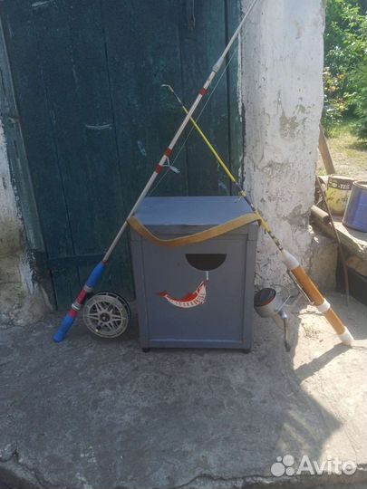 Спиннинг алюминиевый СССР и удочка с ящиком