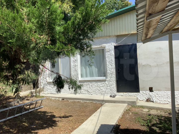 Дом 68 м² на участке 4 сот.