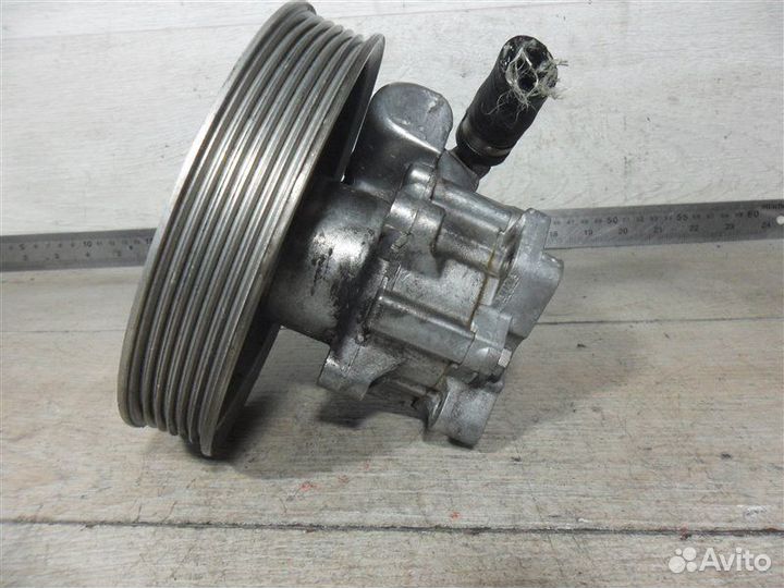 Насос гидроусилителя руля 8E0145155ES Audi A4 B7