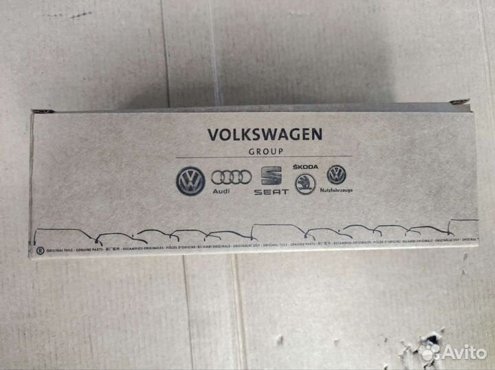 Катушка зажигания audi 036905715G