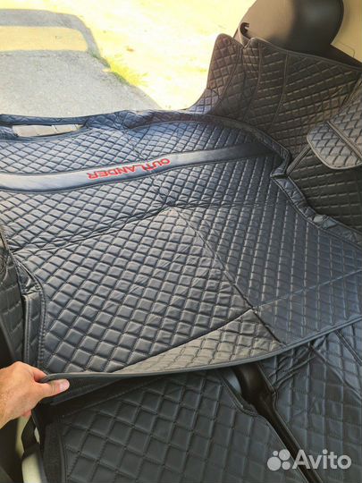 Коврик в багажник Mitsubishi Outlander 3