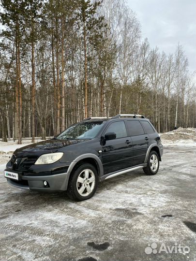 Mitsubishi Outlander 2.4 AT, 2004, 265 000 км
