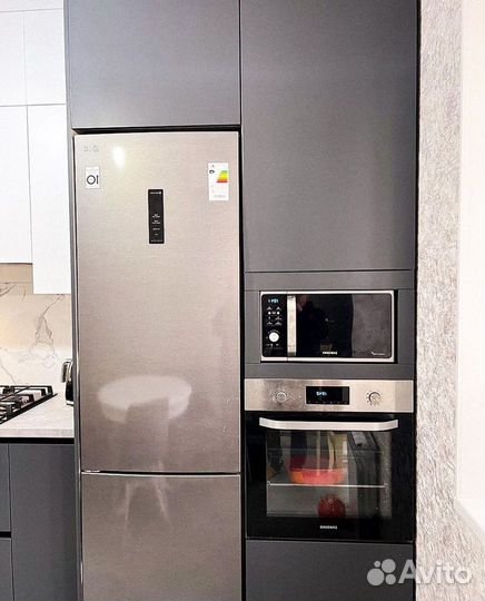 Кухонный гарнитур на заказ. Бecплaтнaя ycтaнoвкa