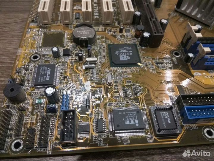 Материнская плата