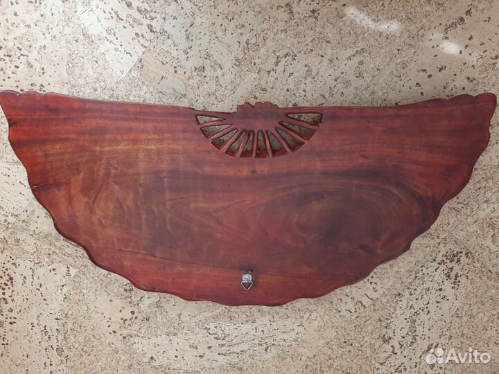 Веер резной, дерево