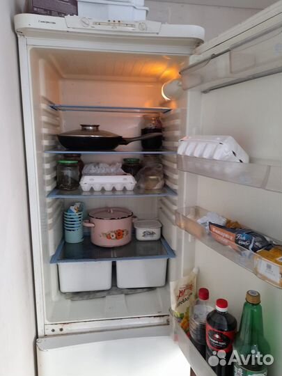 Холодильник бу индезит
