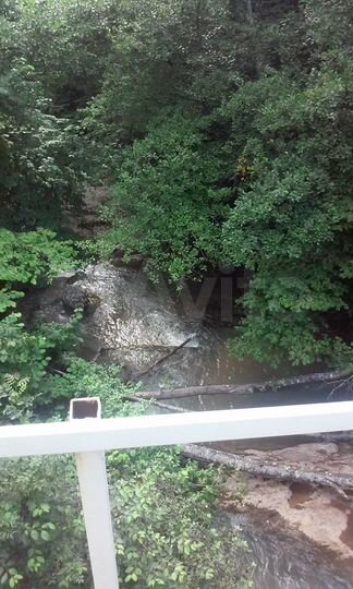 Дом 28 м² на участке 10 сот.