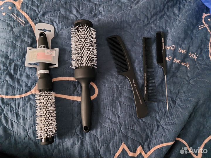 Расчески для парикмахера