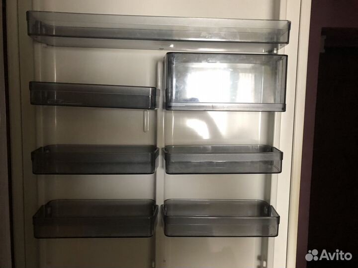 Полки и ящики для холодильника Simens б/у