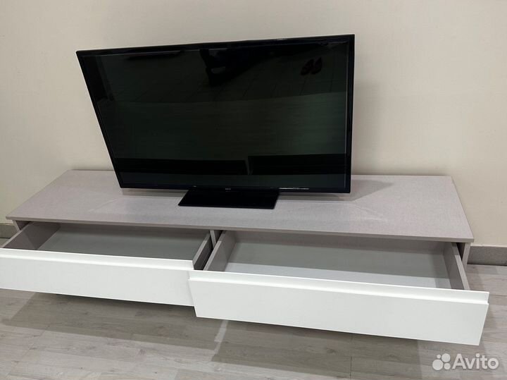 Тумба под телевизор