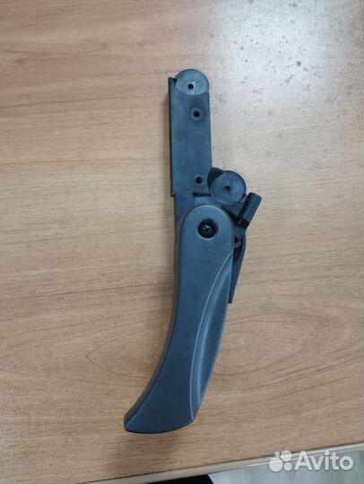 Ручка открывания капота bмw 7 E65 бmв 7 Е65 Е66