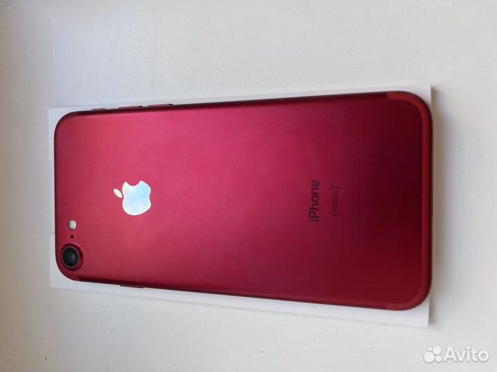 Телефон iPhone 7 red product 128gb