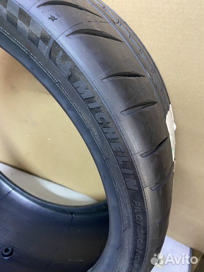 Michelin Pilot Sport Cup 2 265/30 R20 94Y