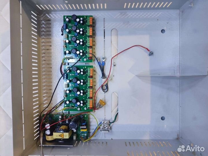 Источник электропитания резервированный