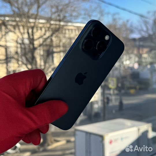 iPhone 15 Pro, 512 ГБ